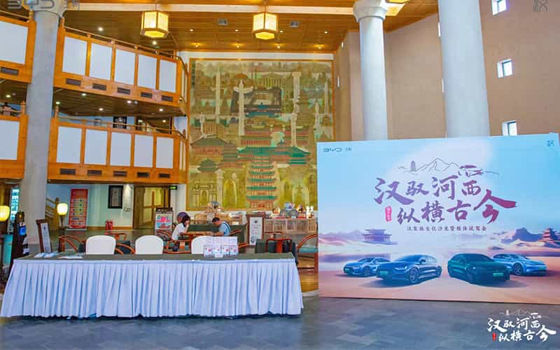 廣告物料制作會場布景舞臺搭建展位搭建舞臺燈光設備演藝音響高清LED屏 廣告物料制作會場布景舞臺搭建展位搭建舞臺燈光設備演藝音響高清LED屏